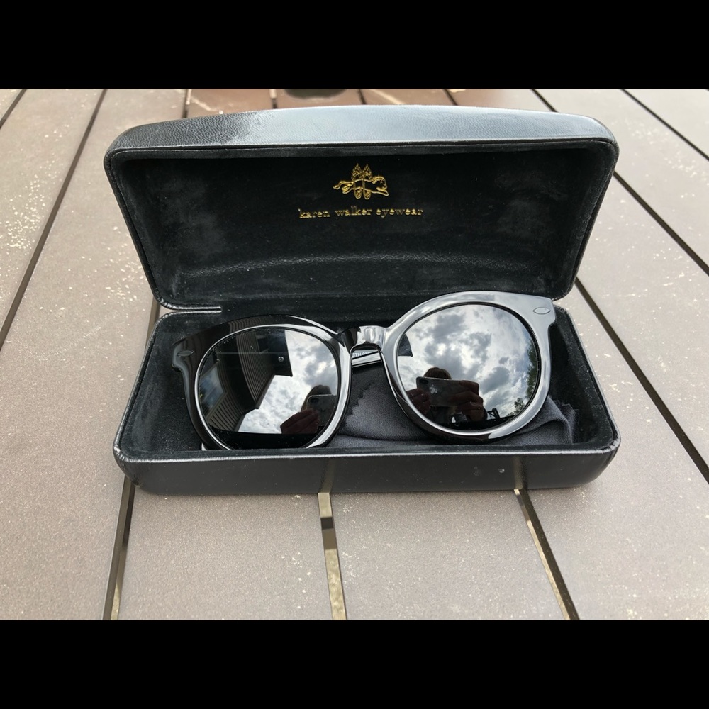 Karen Walker Super Duper Strength